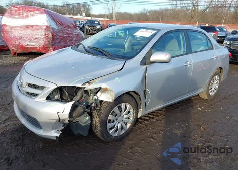 2012 Toyota Corolla Le z USA, uszkodzony, nr VIN 2T1BU4EE1CC758433
